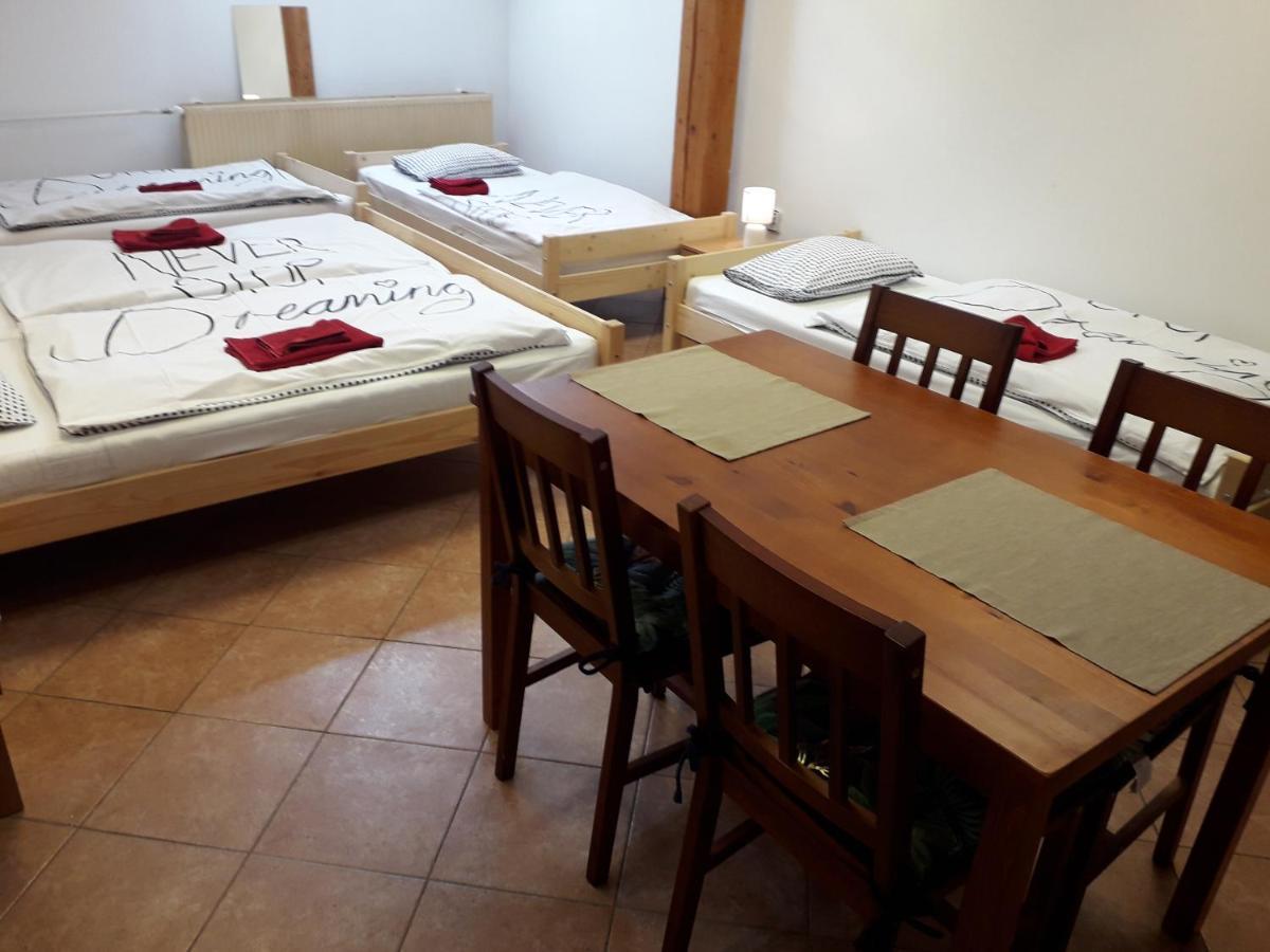 Gran Hostel Banská Bystrica Eksteriør bilde